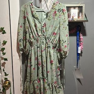 Floral, quarter sleeve dress